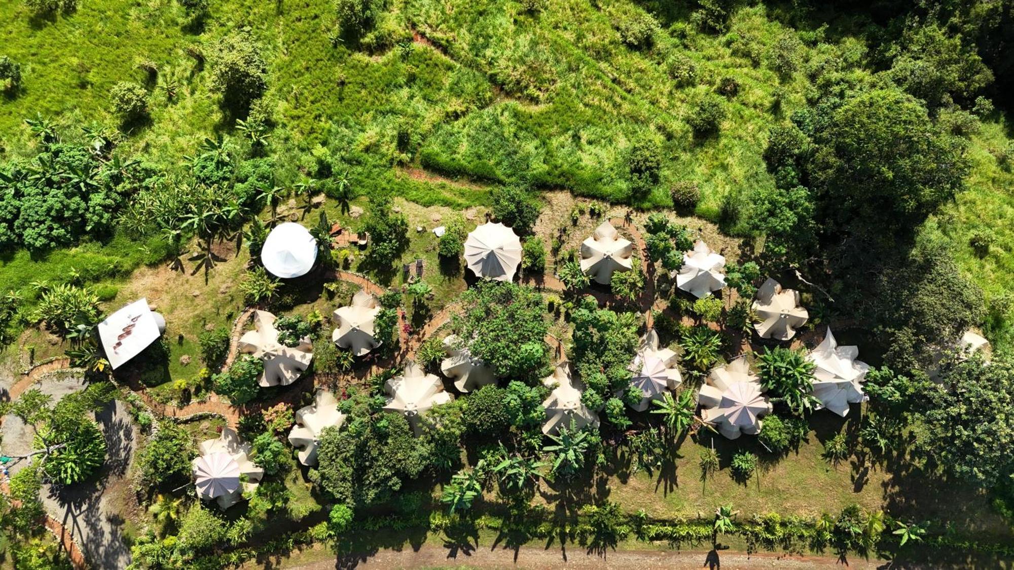 Holos Retreat Center: The Entire Ridge Basecamp Baru Ngoại thất bức ảnh